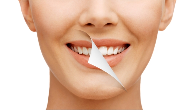 Unveiling the Luminous Smile: A Guide to Crest Whitening Strips