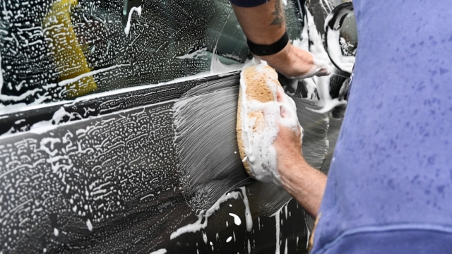 Benefits of Using a Self Serve Car Wash Keeping your